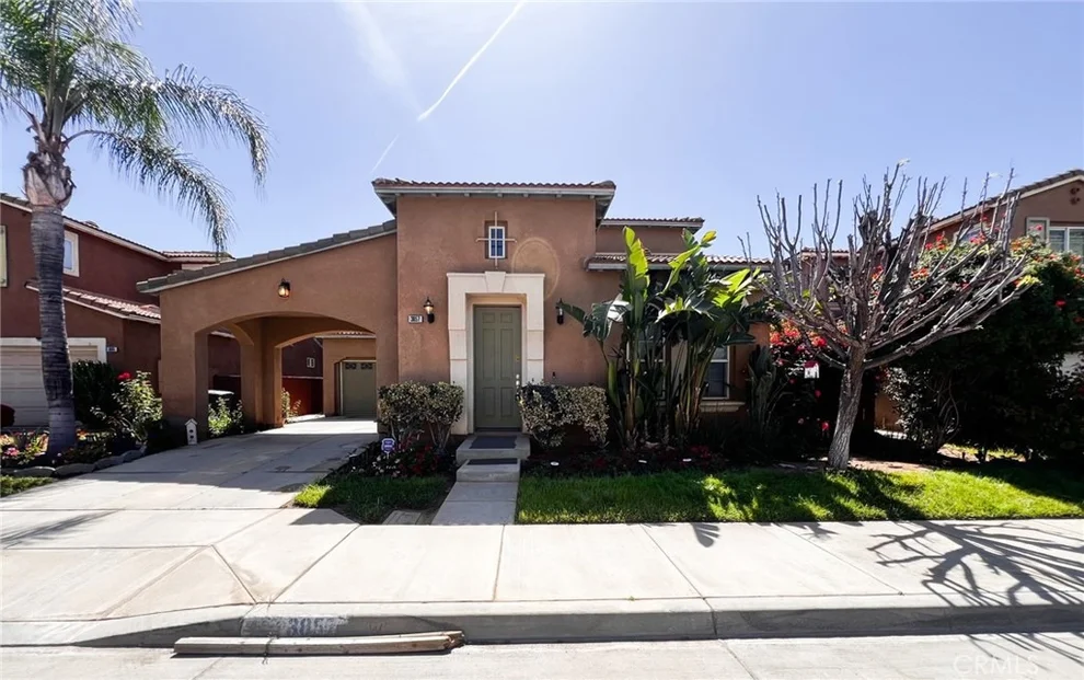 Unit for sale at 3857 Bella Torre, Perris, CA 92571