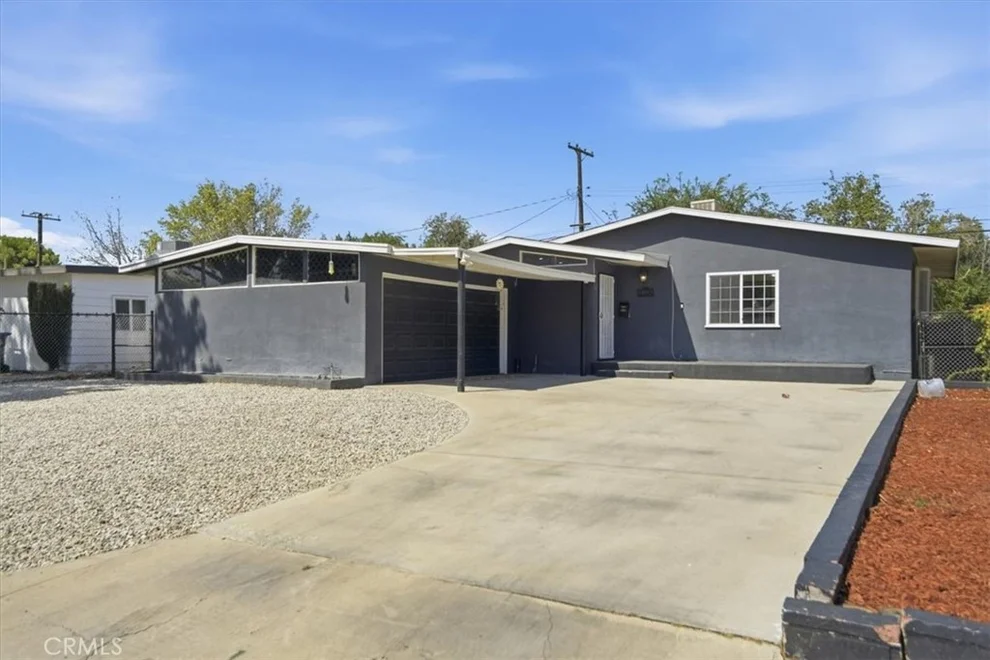 Unit for sale at 44043 Heaton, Lancaster, CA 93534