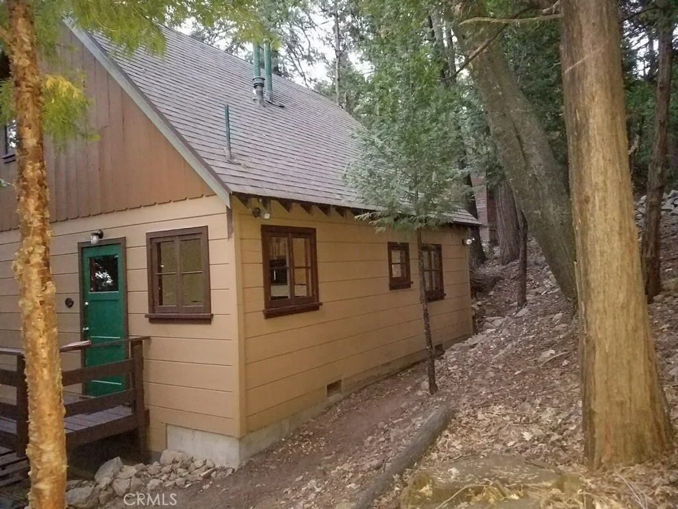 Unit for sale at 950 Mercury Way, Crestline, CA 92325