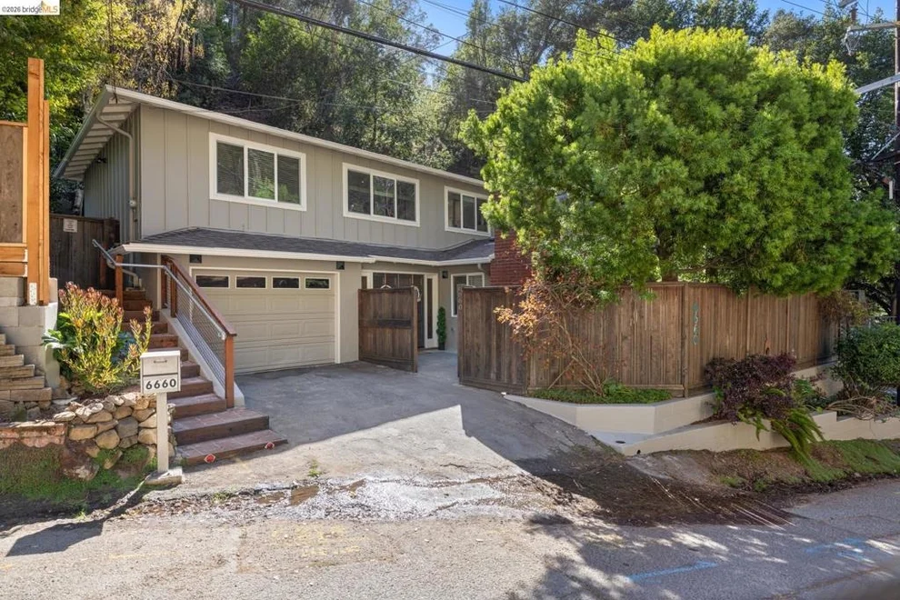 Unit for sale at 6660 Sobrante Rd, Oakland, CA 94611
