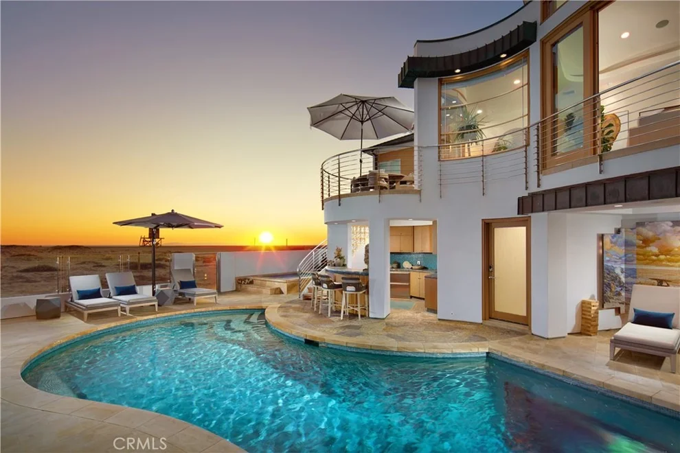 Unit for sale at 1510 E Oceanfront, Newport Beach, CA 92661