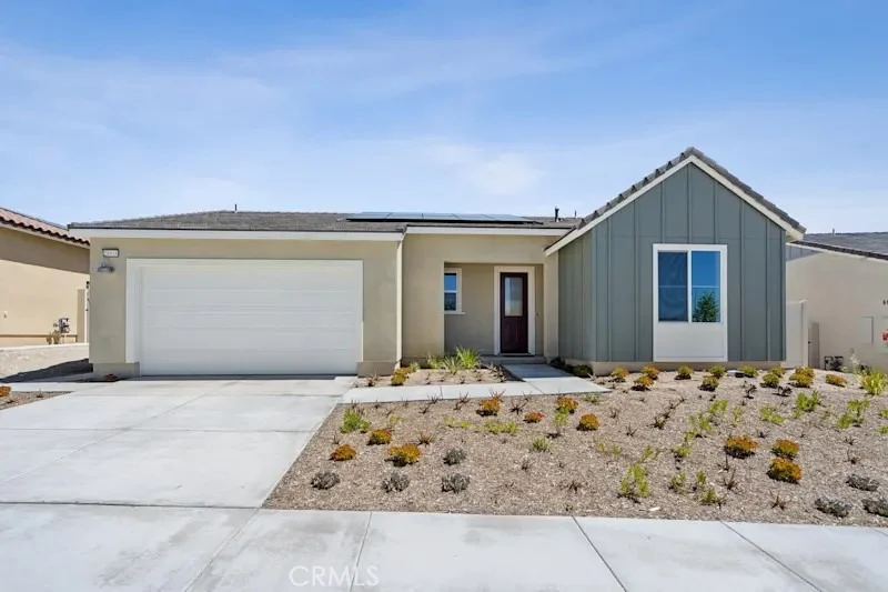 Unit for sale at 28916 Vertex Way, Canyon Country, CA 91350