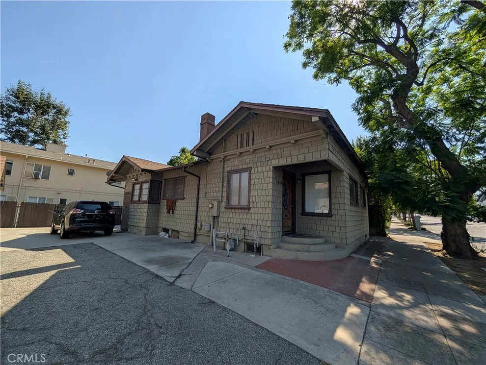 Unit for sale at 408 E Del Mar Boulevard, Pasadena, CA 91101
