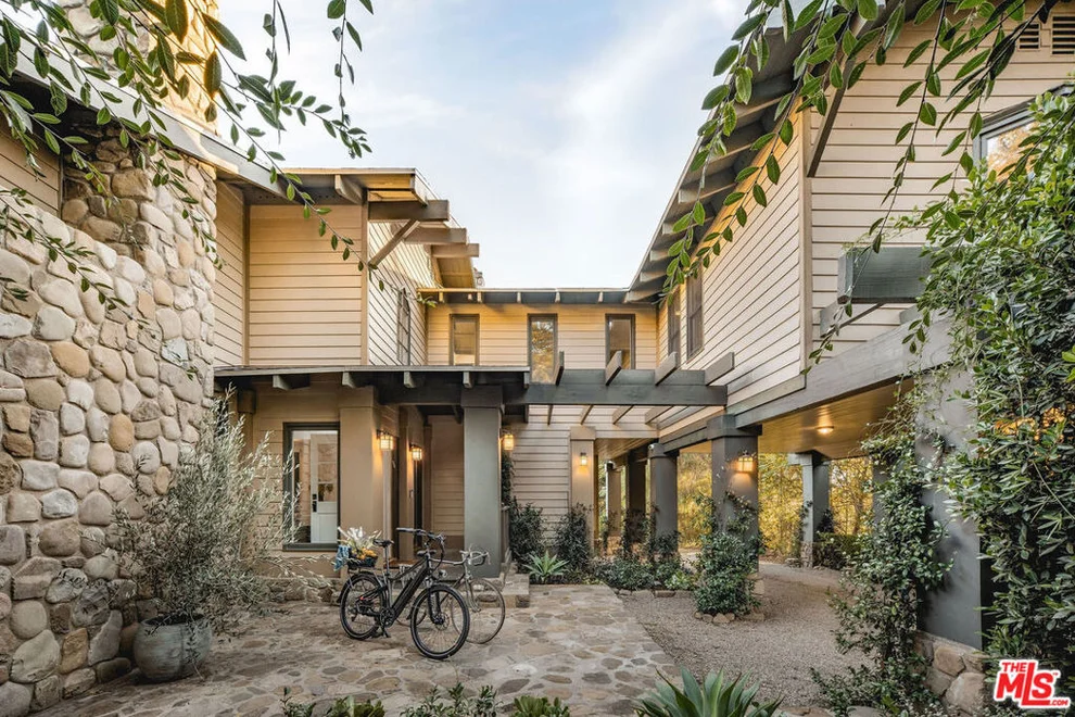Unit for sale at 4158 Grand Avenue, Ojai, CA 93023