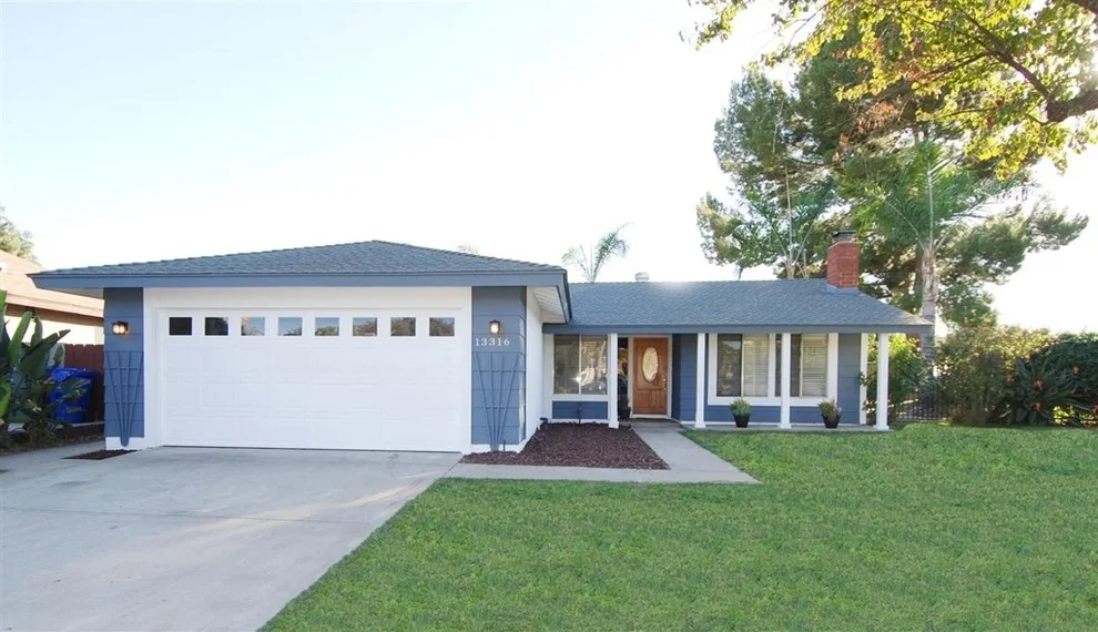 Unit for sale at 13316 Racquet Ct., Poway, CA 92064