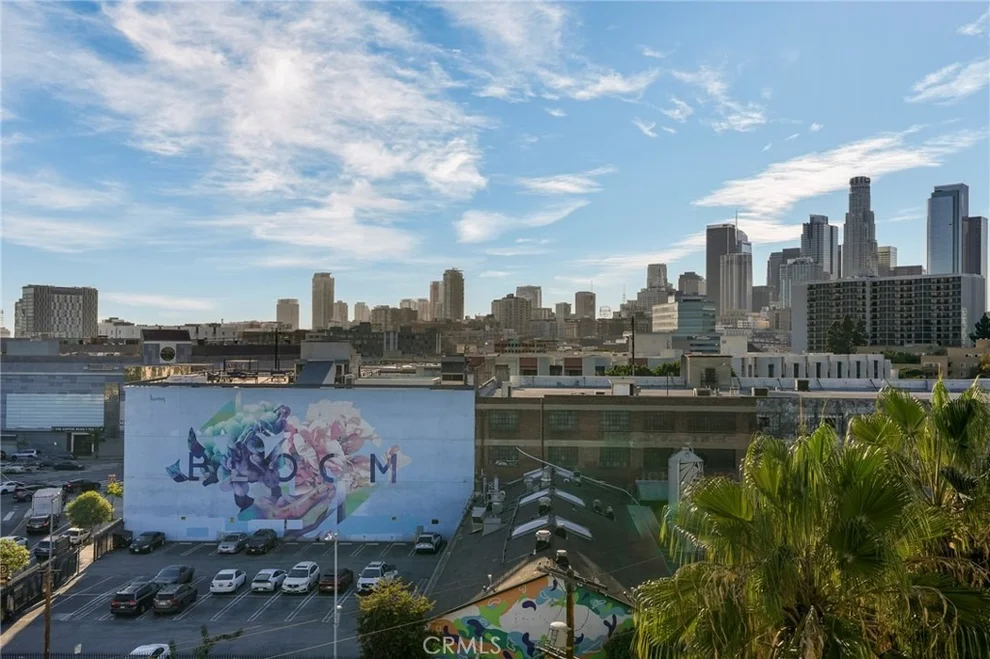 Unit for sale at 629 Traction, Los Angeles, CA 90013