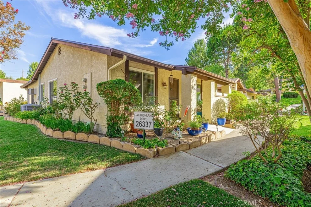 Unit for sale at 26337 Oak Highland Drive, Newhall, CA 91321