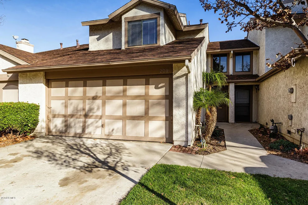 Unit for sale at 209 E Shoshone Street, Ventura, CA 93001