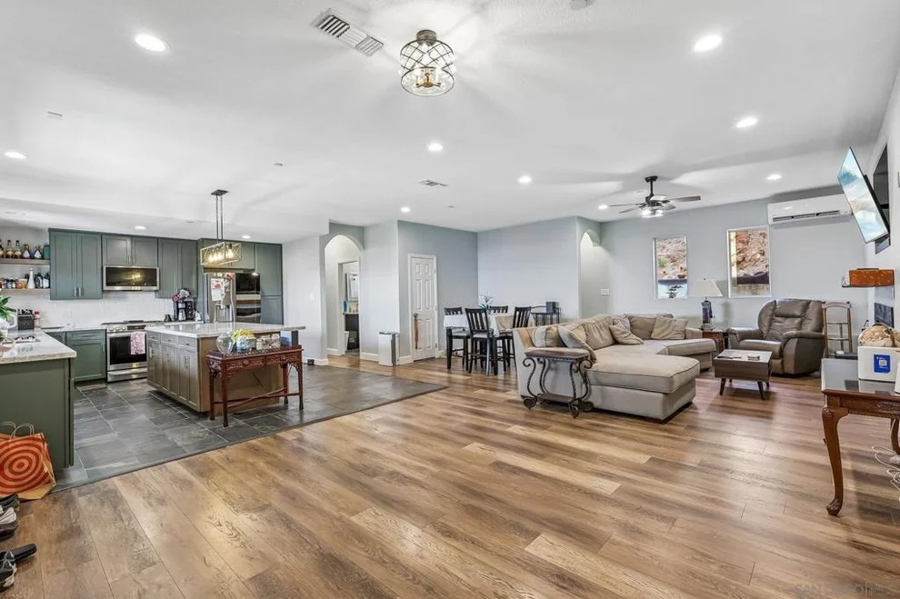 Unit for sale at 9608 Eucalyptus, Spring Valley, CA 91977