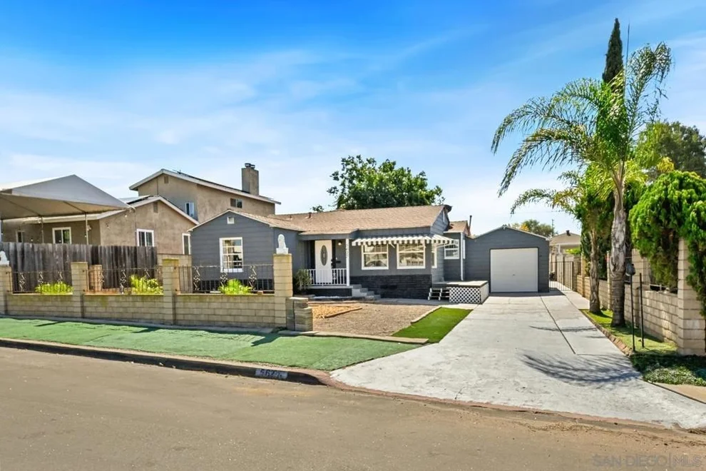 Unit for sale at 5627 Shaw, San Diego, CA 92139