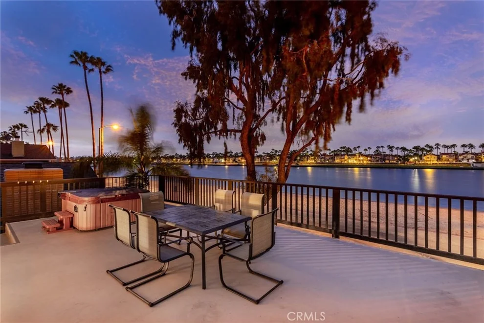 Unit for sale at 5379 E Paoli Way, Long Beach, CA 90803