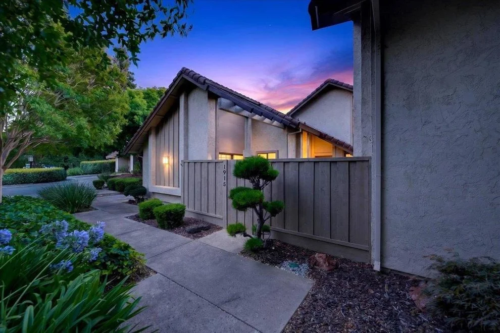 Unit for sale at 1915 Milano Way, Mountain View, CA 94040