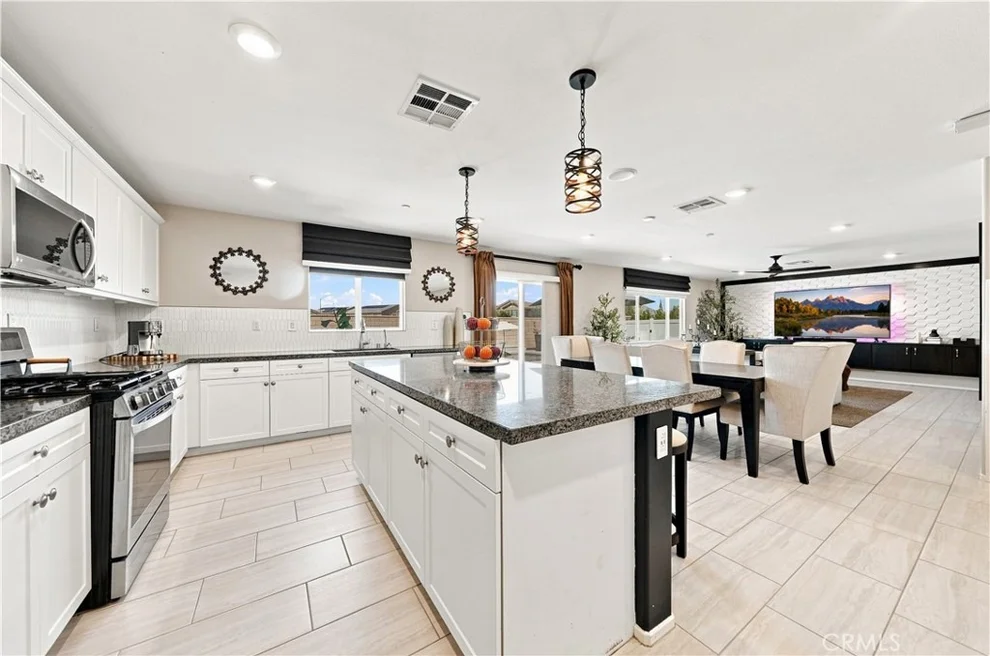 Unit for sale at 29281 Glass Mountain Court, Winchester, CA 92596