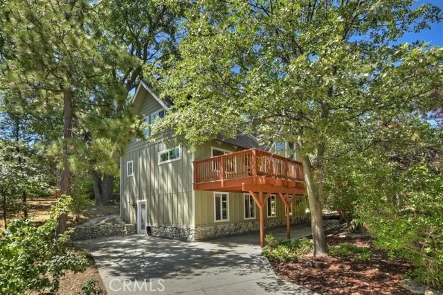 Unit for sale at 28077 Lachen Road, Lake Arrowhead, CA 92352