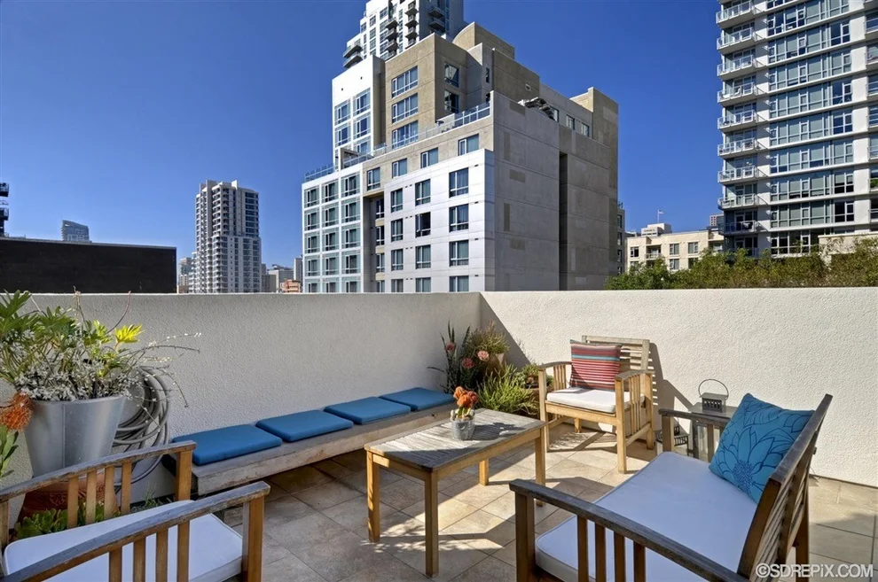 Unit for sale at 985 Island Ave, San Diego, CA 92101