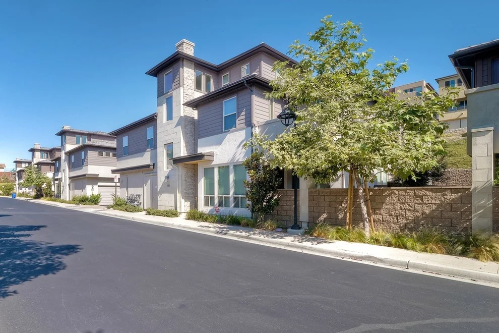 Unit for sale at 2571 Aperture Cir, San Diego, CA 92108