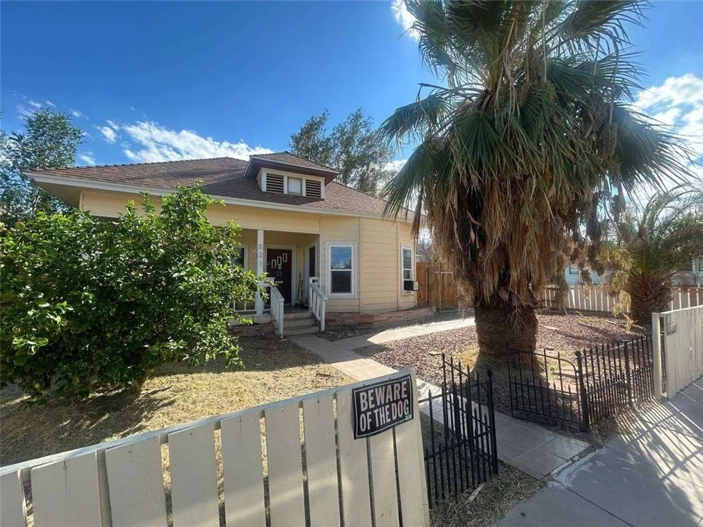 Unit for sale at 521 Acoma, Needles, CA 92363