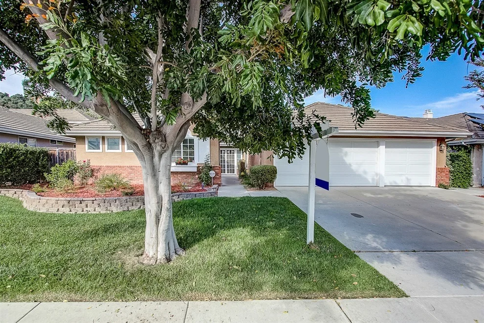 Unit for sale at 314 Moonstone Bay Dr, Oceanside, CA 92057