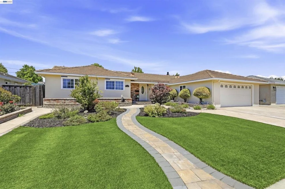 Unit for sale at 5157 Eggers Dr, Fremont, CA 94536