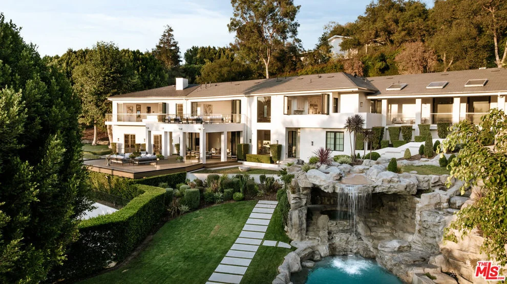 Unit for sale at 9694 Oak Pass Road, Beverly Hills, CA 90210