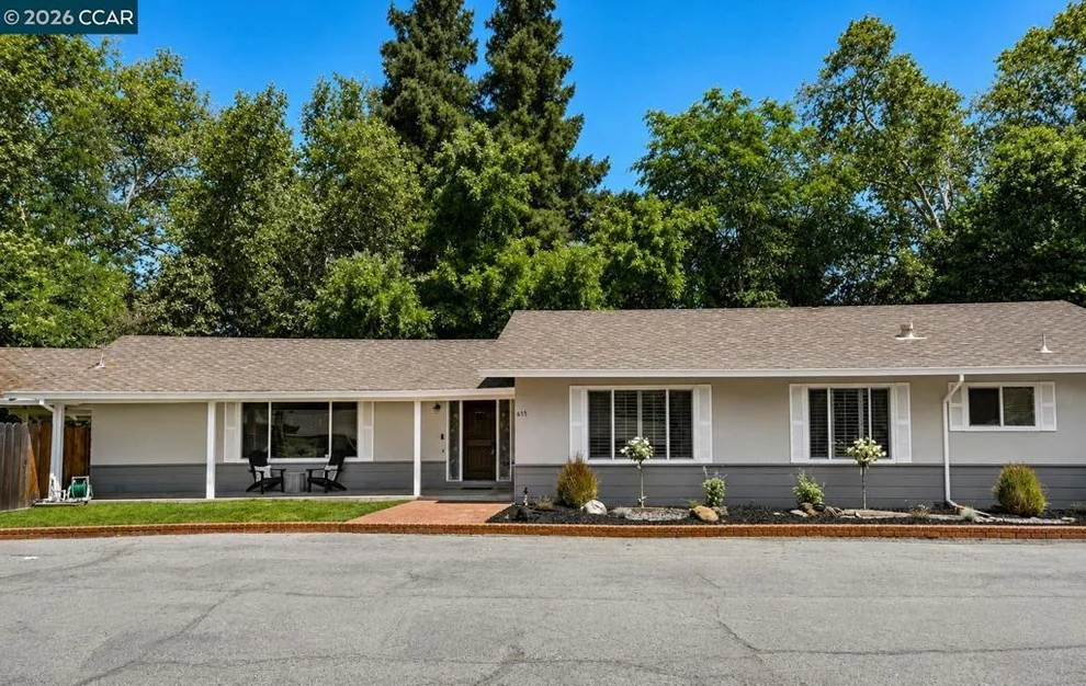 Unit for sale at 615 Flora St, Martinez, CA 94553