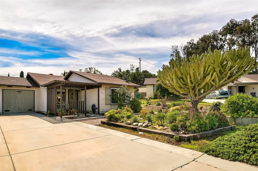 Unit for sale at 4517 Quailridge, Oceanside, CA 92056