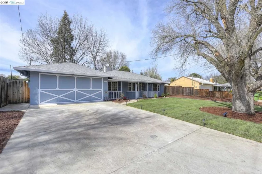 Unit for sale at 2068 Ahneita Dr, Pleasant Hill, CA 94523