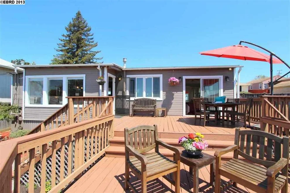 Unit for sale at 7600 SUNKIST DR, Oakland, CA 94605-3025