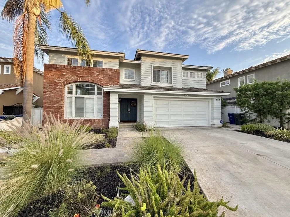 Unit for sale at 2960 E 20th, Signal Hill, CA 90755
