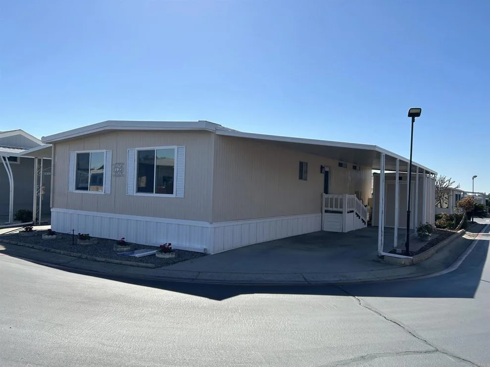 Unit for sale at 1506 Oak Drive, Vista, CA 92084