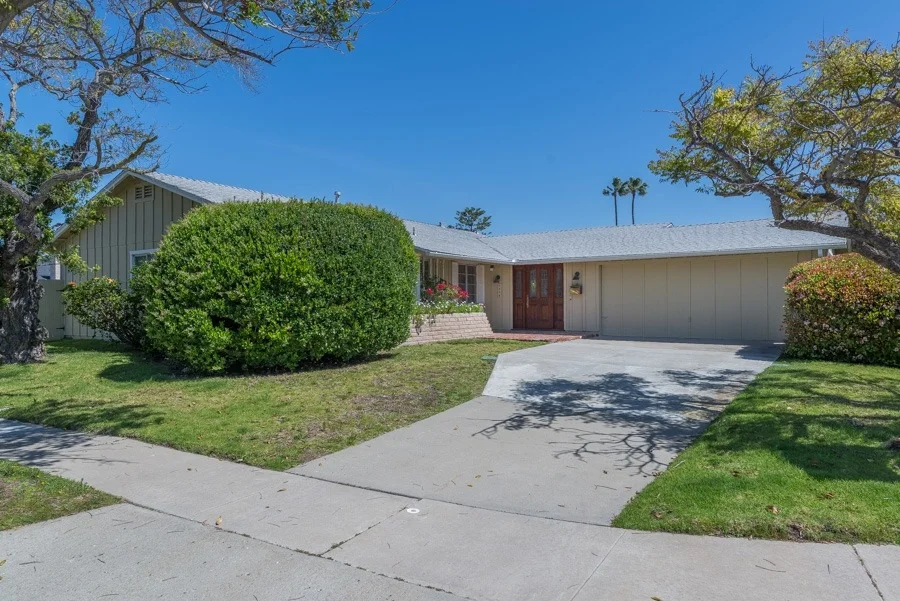 Unit for sale at 2606 Lange Avenue, San Diego, CA 92122