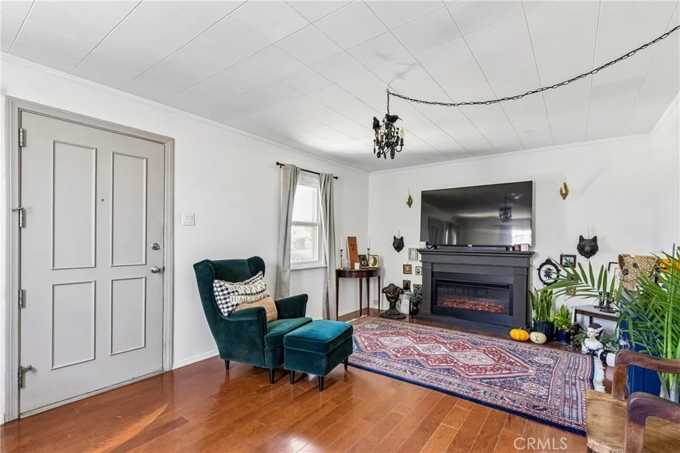 Unit for sale at 626 S Inglewood Avenue, Inglewood, CA 90301