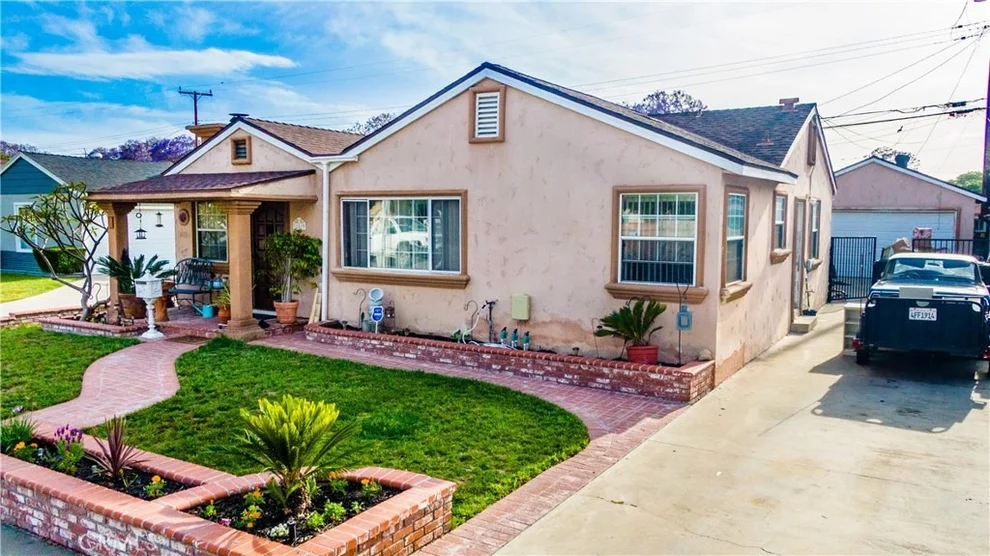 Unit for sale at 11819 Crossdale Avenue, Norwalk, CA 90650