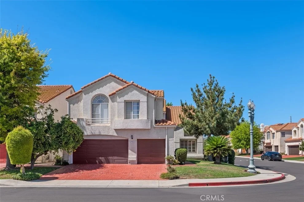 Unit for sale at 7441 Bobbyboyar, West Hills, CA 91307