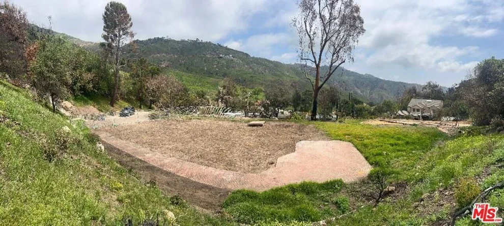 Unit for sale at 23442 W Copacabana Street, Malibu, CA 90265