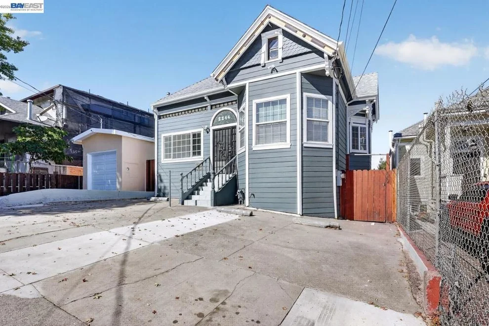 Unit for sale at 2244 E 20Th St, Oakland, CA 94606