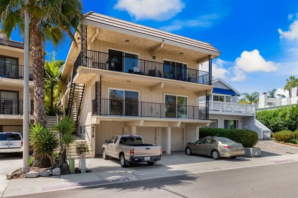 Unit for sale at 4576 Cove Dr, Carlsbad, CA 92008