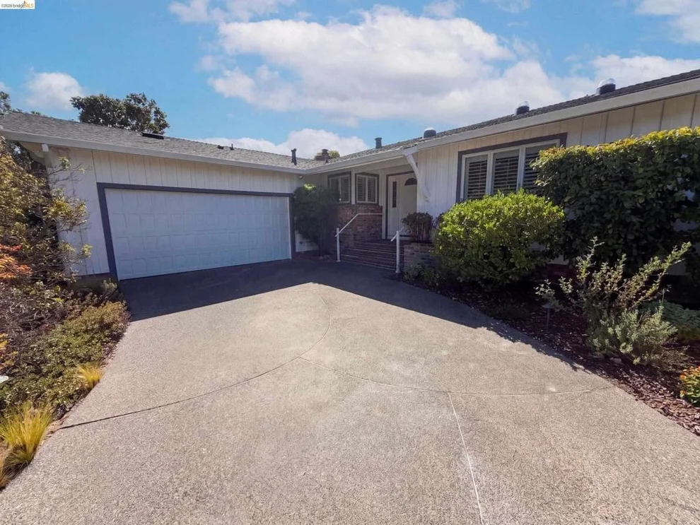Unit for sale at 447 Via Del Plano, Novato, CA 94949