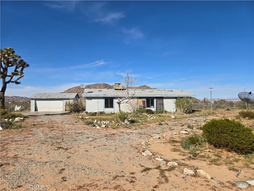 Unit for sale at 59230 Phillipi Lane, Landers, CA 92285