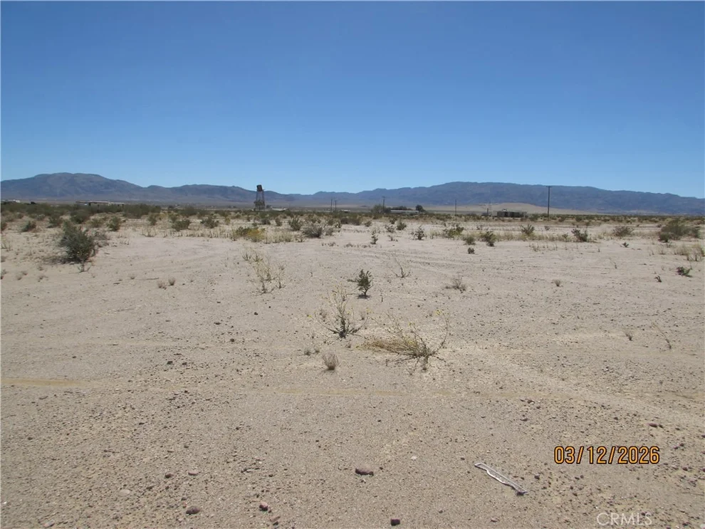Unit for sale at 26 Telephone Road, 29 Palms, CA 92277