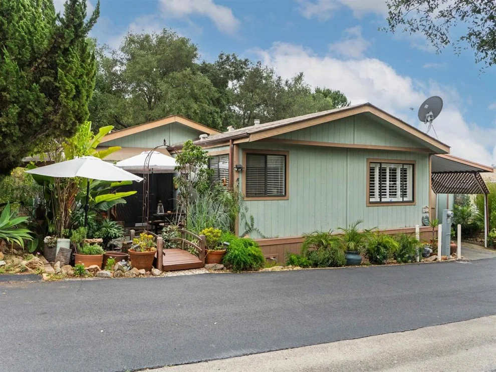 4747 Oak Crest Road