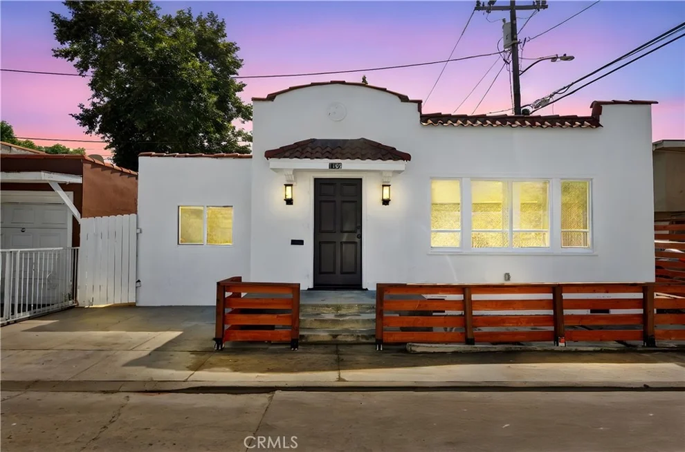 Unit for sale at 1162 E 9th, Long Beach, CA 90813