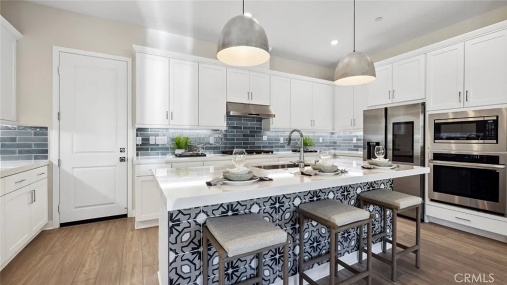 Unit for sale at 24580 Camino Canoa, Valencia, CA 91354