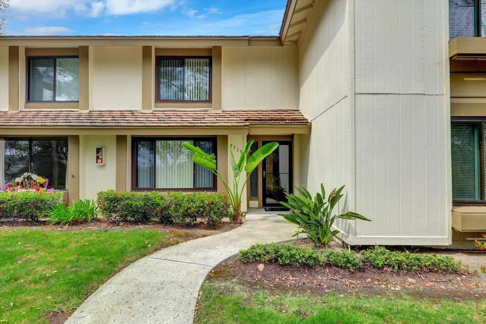 Unit for sale at 9719 Caminito Del Marfil, San Diego, CA 92124