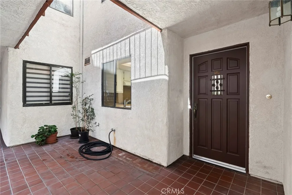 Unit for sale at 7625 Reseda Boulevard, Reseda, CA 91335