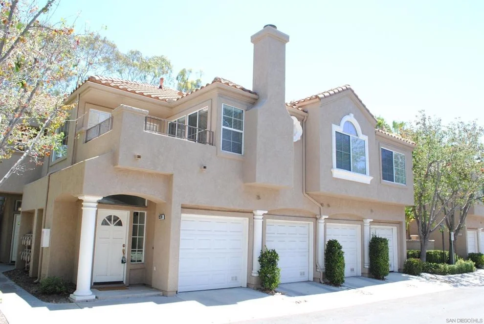 Unit for sale at 11370 Camino Playa Cancun, San Diego, CA 92124