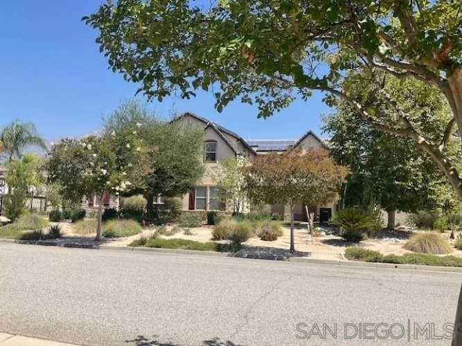 Unit for sale at 12816 Windstar DR, Rancho Cucamonga, CA 91739