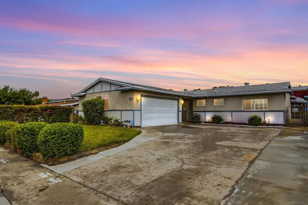 Unit for sale at 10520 El Nopal, Santee, CA 92071