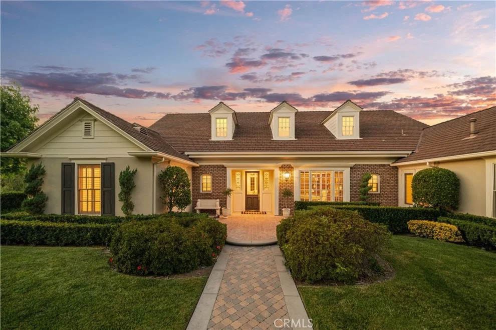 Unit for sale at 11 Devonwood, Coto de Caza, CA 92679