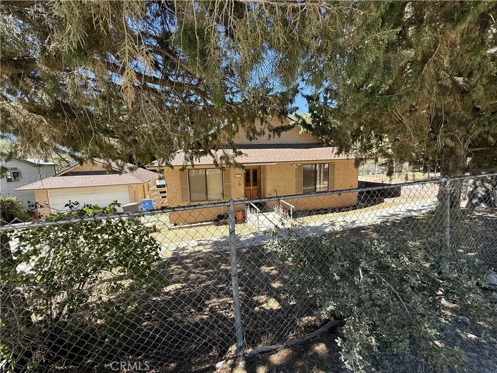 Unit for sale at 4144 End Drive, Frazier Park, CA 93225
